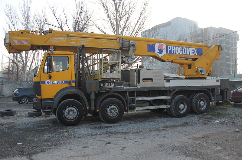 АГП-46. Mercedes-Benz 32.34